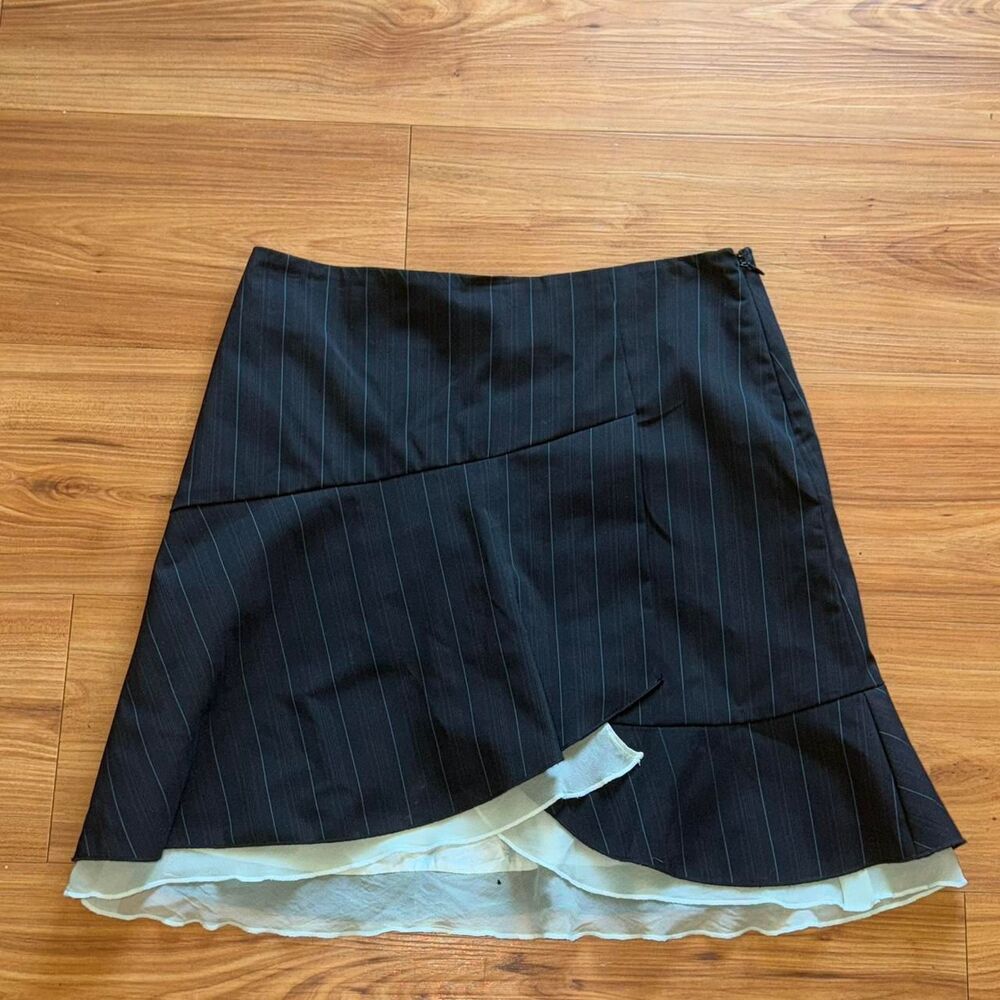 Bebe Women's Black and Navy Skirt